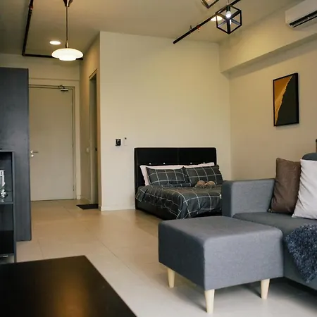 Tamarind Suites Cyberjaya: Work-Friendly Day Stay by Flexihome-MY Exterior photo