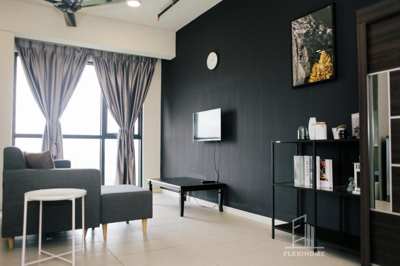 Tamarind Cyberjaya: Work-friendly Day By Flexihome-my Apartment Cyberjaya