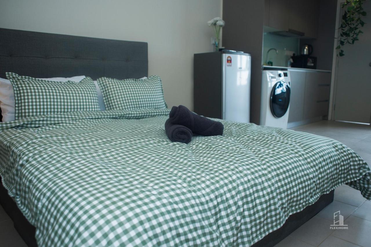 Tamarind Cyberjaya: Work-friendly Day By Flexihome-my Apartment Cyberjaya