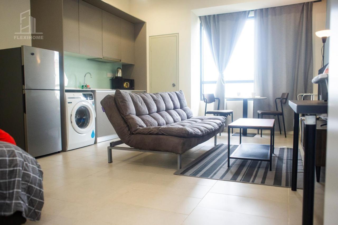 Tamarind Cyberjaya: Work-friendly Day By Flexihome-my Apartment