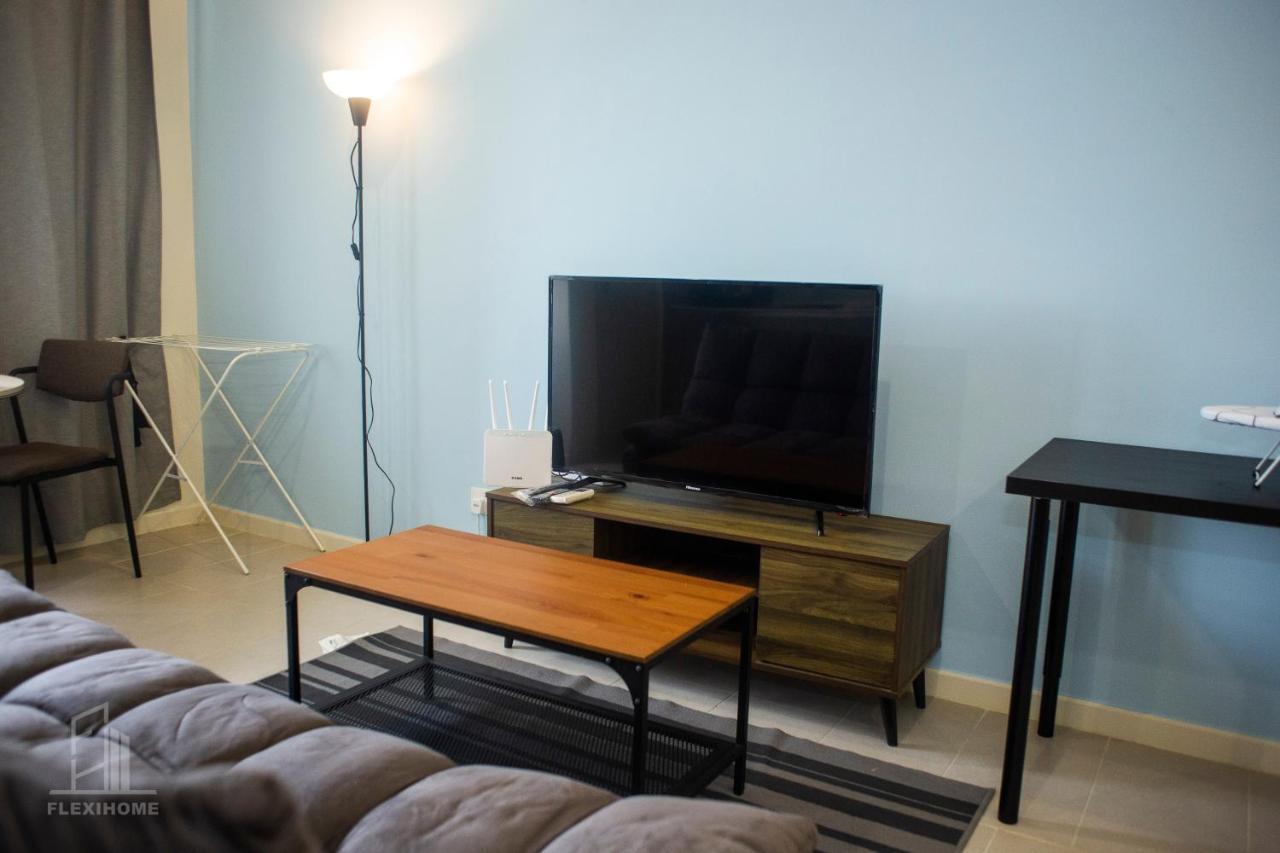 Apartment Tamarind Cyberjaya: Work-friendly Day By Flexihome-my