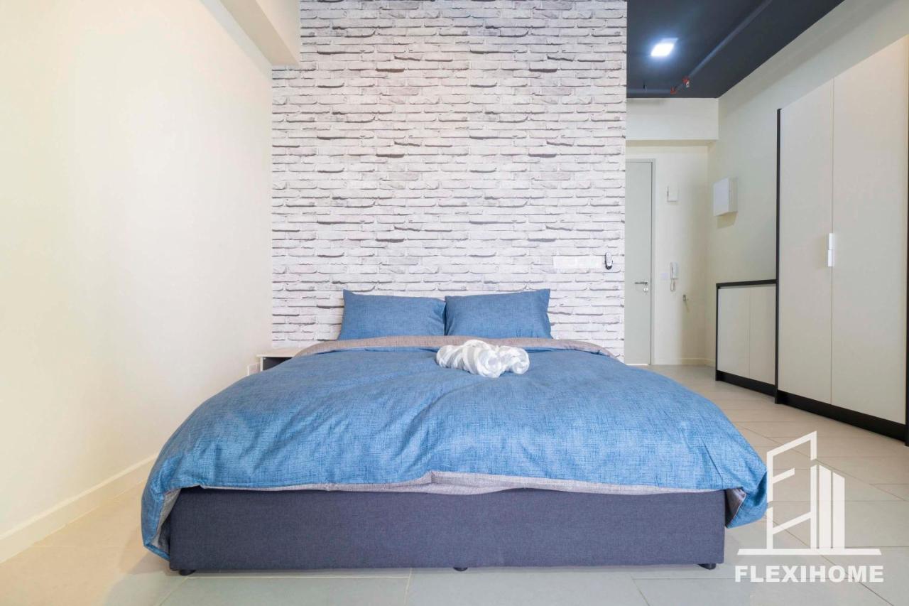 Tamarind Cyberjaya: Work-friendly Day By Flexihome-my Apartment *